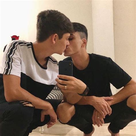 Casal bem dotado .